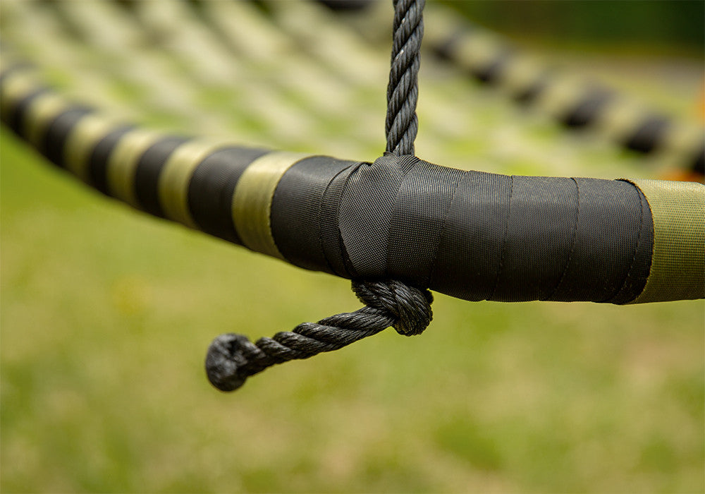 Chill 'N Swing Chill 'N Swing