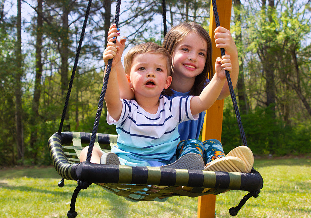 Chill 'N Swing Chill 'N Swing