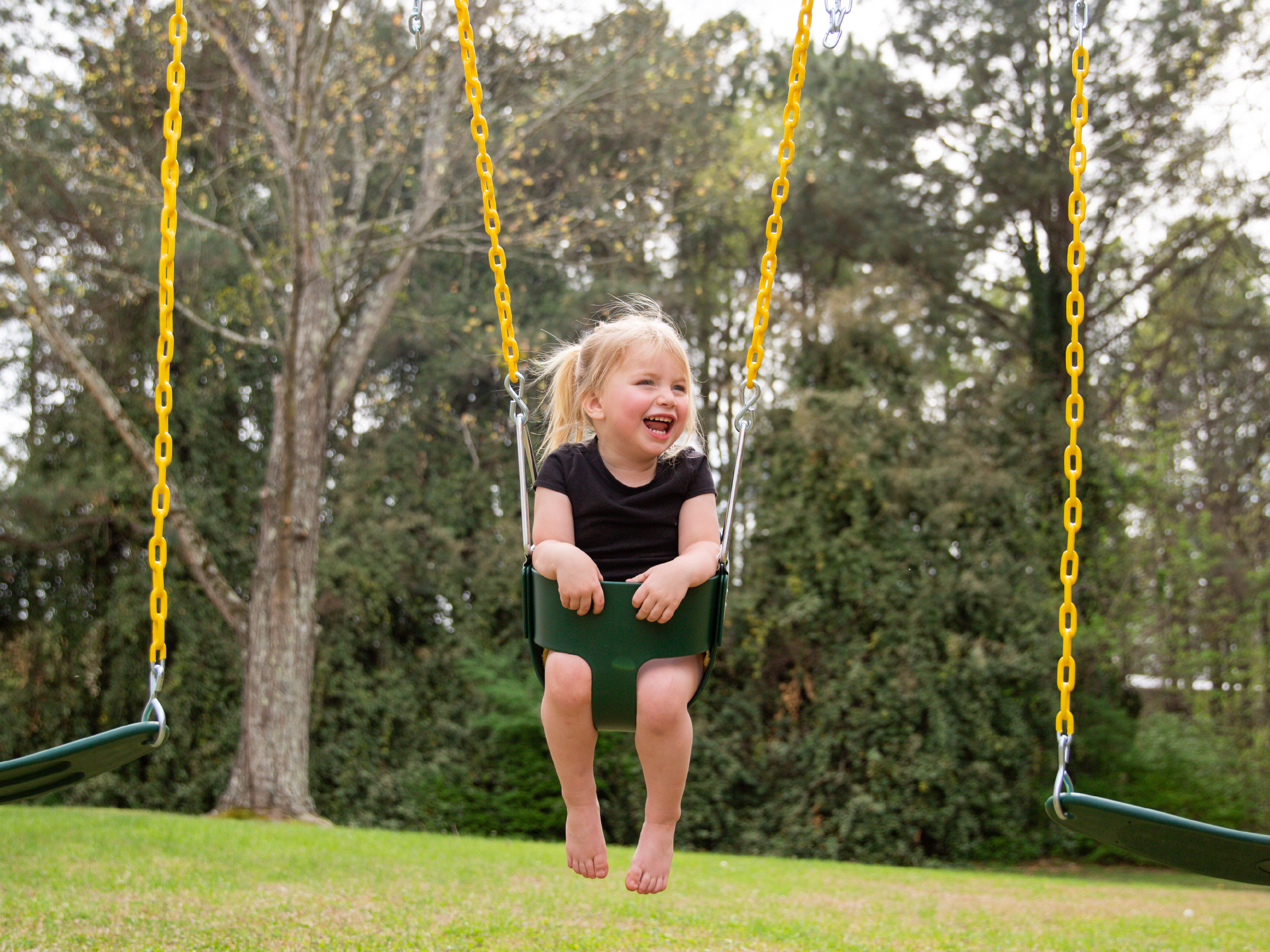 Quality Swing Sets For Smaller Spaces